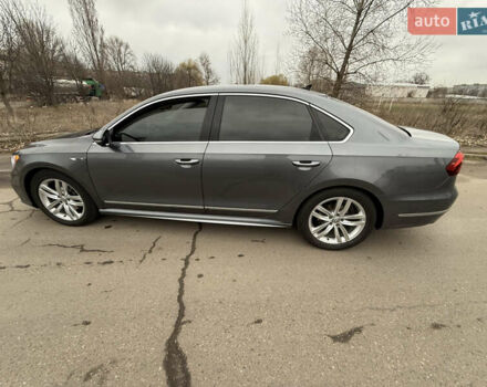 Серый Фольксваген Пассат, объемом двигателя 1.78 л и пробегом 158 тыс. км за 13000 $, фото 3 на Automoto.ua