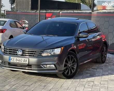 Серый Фольксваген Пассат, объемом двигателя 2 л и пробегом 180 тыс. км за 11999 $, фото 14 на Automoto.ua