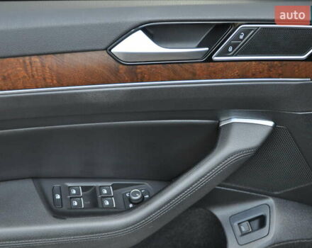 Серый Фольксваген Пассат, объемом двигателя 1.97 л и пробегом 107 тыс. км за 24500 $, фото 25 на Automoto.ua