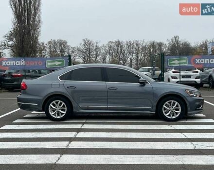 Сірий Фольксваген Пассат, об'ємом двигуна 1.8 л та пробігом 145 тис. км за 11700 $, фото 3 на Automoto.ua