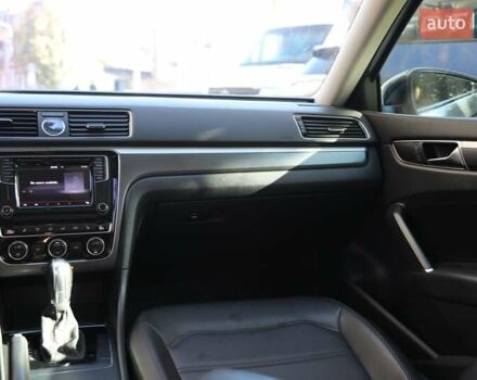 Серый Фольксваген Пассат, объемом двигателя 1.8 л и пробегом 73 тыс. км за 15500 $, фото 12 на Automoto.ua