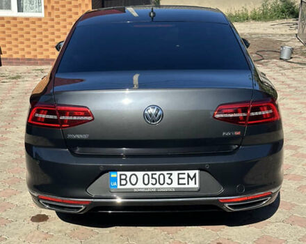 Серый Фольксваген Пассат, объемом двигателя 1.97 л и пробегом 260 тыс. км за 17800 $, фото 4 на Automoto.ua