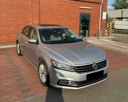 Серый Фольксваген Пассат, объемом двигателя 1.8 л и пробегом 120 тыс. км за 9200 $, фото 1 на Automoto.ua