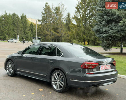 Серый Фольксваген Пассат, объемом двигателя 1.8 л и пробегом 189 тыс. км за 11800 $, фото 33 на Automoto.ua