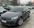 Сірий Фольксваген Пассат, об'ємом двигуна 1.8 л та пробігом 200 тис. км за 12200 $, фото 1 на Automoto.ua