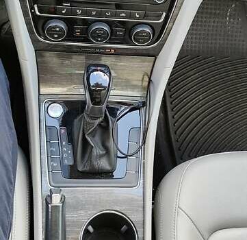 Серый Фольксваген Пассат, объемом двигателя 1.8 л и пробегом 64 тыс. км за 18000 $, фото 22 на Automoto.ua