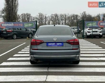 Сірий Фольксваген Пассат, об'ємом двигуна 1.8 л та пробігом 145 тис. км за 11700 $, фото 4 на Automoto.ua