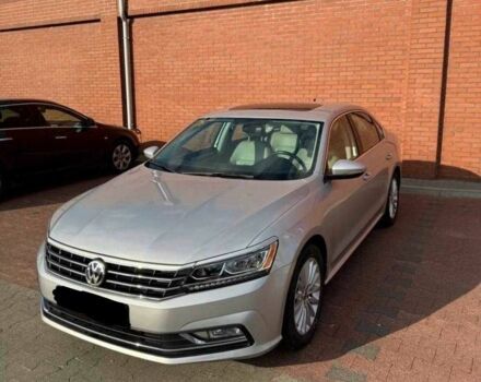 Серый Фольксваген Пассат, объемом двигателя 1.8 л и пробегом 120 тыс. км за 9200 $, фото 3 на Automoto.ua