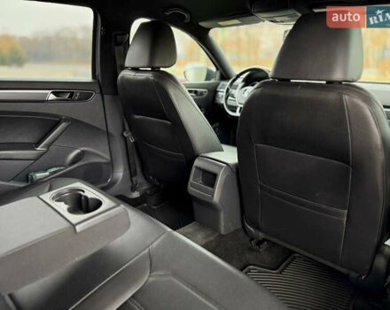 Сірий Фольксваген Пассат, об'ємом двигуна 1.8 л та пробігом 176 тис. км за 11799 $, фото 16 на Automoto.ua