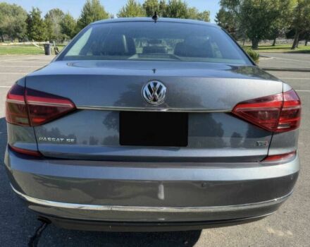 Серый Фольксваген Пассат, объемом двигателя 1.8 л и пробегом 63 тыс. км за 8900 $, фото 5 на Automoto.ua