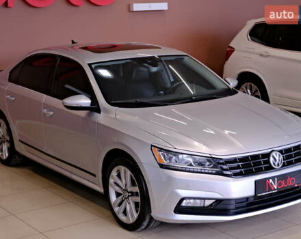 Серый Фольксваген Пассат, объемом двигателя 1.8 л и пробегом 180 тыс. км за 14800 $, фото 3 на Automoto.ua