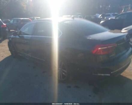 Сірий Фольксваген Пассат, об'ємом двигуна 1.8 л та пробігом 88 тис. км за 1500 $, фото 2 на Automoto.ua