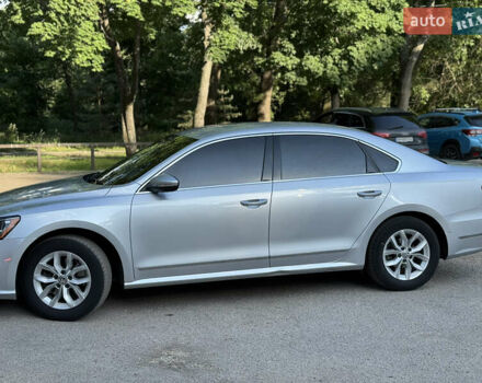 Серый Фольксваген Пассат, объемом двигателя 1.8 л и пробегом 95 тыс. км за 12700 $, фото 3 на Automoto.ua