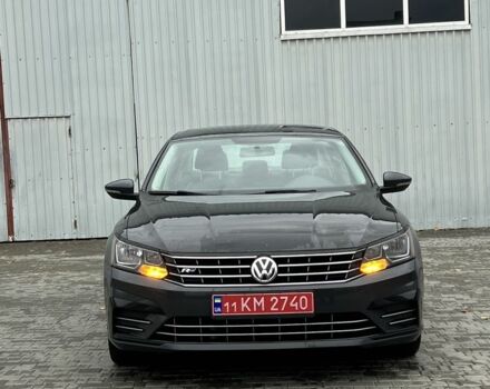 Сірий Фольксваген Пассат, об'ємом двигуна 1.8 л та пробігом 174 тис. км за 12900 $, фото 1 на Automoto.ua