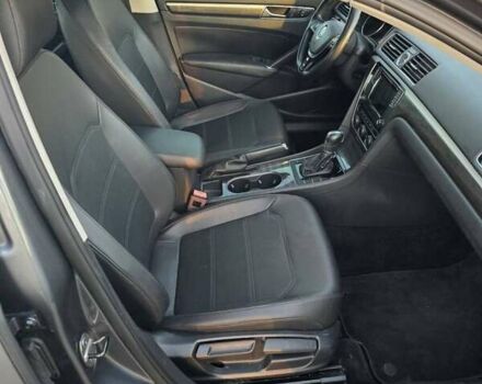 Сірий Фольксваген Пассат, об'ємом двигуна 1.8 л та пробігом 163 тис. км за 12600 $, фото 12 на Automoto.ua