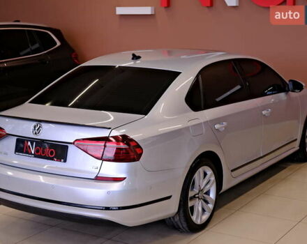 Серый Фольксваген Пассат, объемом двигателя 1.8 л и пробегом 180 тыс. км за 14800 $, фото 13 на Automoto.ua