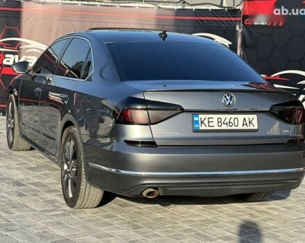 Серый Фольксваген Пассат, объемом двигателя 2 л и пробегом 180 тыс. км за 11999 $, фото 5 на Automoto.ua