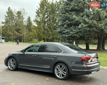 Серый Фольксваген Пассат, объемом двигателя 1.8 л и пробегом 189 тыс. км за 11800 $, фото 24 на Automoto.ua