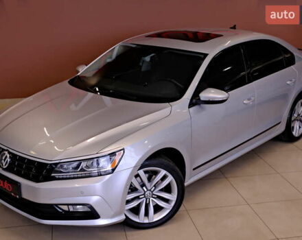 Серый Фольксваген Пассат, объемом двигателя 1.8 л и пробегом 180 тыс. км за 14800 $, фото 9 на Automoto.ua