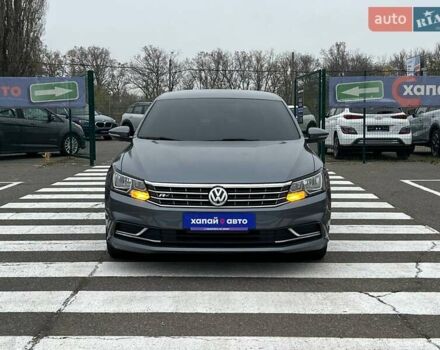 Сірий Фольксваген Пассат, об'ємом двигуна 1.8 л та пробігом 145 тис. км за 11700 $, фото 1 на Automoto.ua