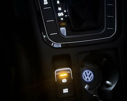 Серый Фольксваген Пассат, объемом двигателя 1.97 л и пробегом 103 тыс. км за 25700 $, фото 26 на Automoto.ua