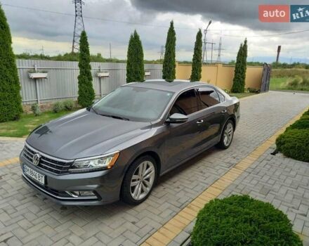 Серый Фольксваген Пассат, объемом двигателя 1.98 л и пробегом 50 тыс. км за 17500 $, фото 8 на Automoto.ua