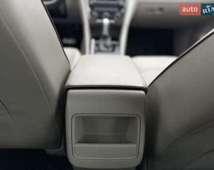 Серый Фольксваген Пассат, объемом двигателя 1.8 л и пробегом 189 тыс. км за 11800 $, фото 50 на Automoto.ua