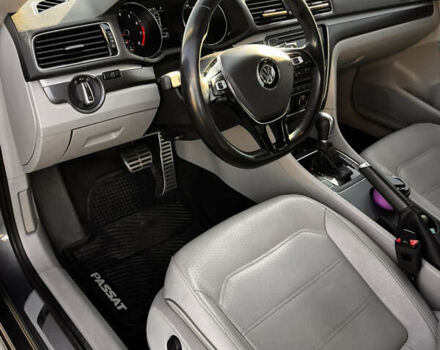 Серый Фольксваген Пассат, объемом двигателя 2 л и пробегом 139 тыс. км за 14500 $, фото 9 на Automoto.ua