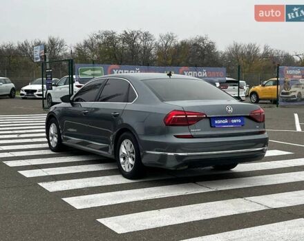 Сірий Фольксваген Пассат, об'ємом двигуна 1.8 л та пробігом 145 тис. км за 11700 $, фото 7 на Automoto.ua