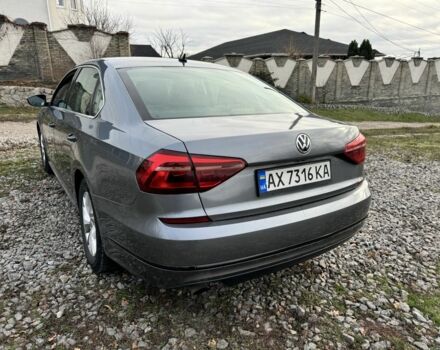 Сірий Фольксваген Пассат, об'ємом двигуна 1.8 л та пробігом 209 тис. км за 11800 $, фото 5 на Automoto.ua