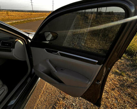 Серый Фольксваген Пассат, объемом двигателя 2 л и пробегом 139 тыс. км за 14500 $, фото 16 на Automoto.ua