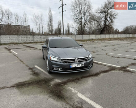 Серый Фольксваген Пассат, объемом двигателя 1.8 л и пробегом 200 тыс. км за 14300 $, фото 5 на Automoto.ua