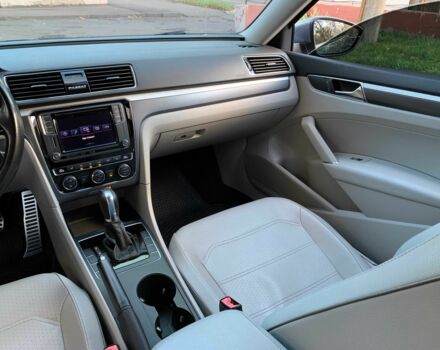 Серый Фольксваген Пассат, объемом двигателя 2 л и пробегом 155 тыс. км за 15500 $, фото 14 на Automoto.ua