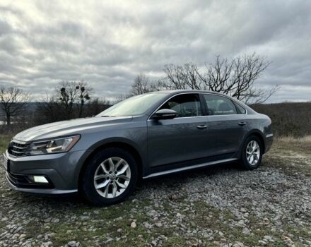 Сірий Фольксваген Пассат, об'ємом двигуна 1.8 л та пробігом 209 тис. км за 11800 $, фото 14 на Automoto.ua