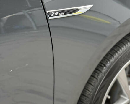 Серый Фольксваген Пассат, объемом двигателя 1.8 л и пробегом 255 тыс. км за 12500 $, фото 9 на Automoto.ua