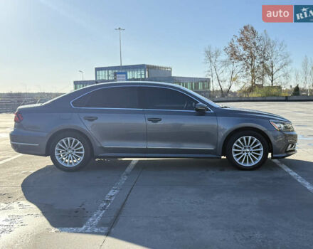 Сірий Фольксваген Пассат, об'ємом двигуна 1.8 л та пробігом 193 тис. км за 15000 $, фото 8 на Automoto.ua