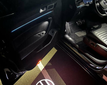 Серый Фольксваген Пассат, объемом двигателя 1.97 л и пробегом 103 тыс. км за 25700 $, фото 28 на Automoto.ua