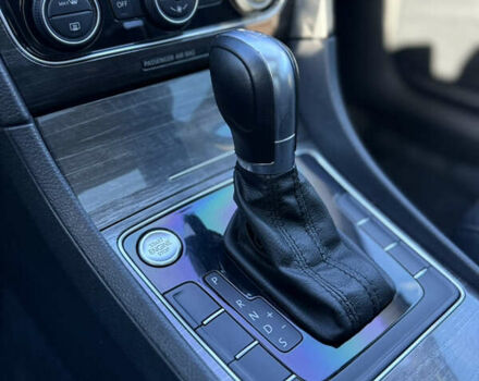 Сірий Фольксваген Пассат, об'ємом двигуна 1.8 л та пробігом 193 тис. км за 15000 $, фото 26 на Automoto.ua