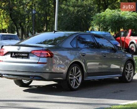 Серый Фольксваген Пассат, объемом двигателя 1.8 л и пробегом 73 тыс. км за 15500 $, фото 3 на Automoto.ua