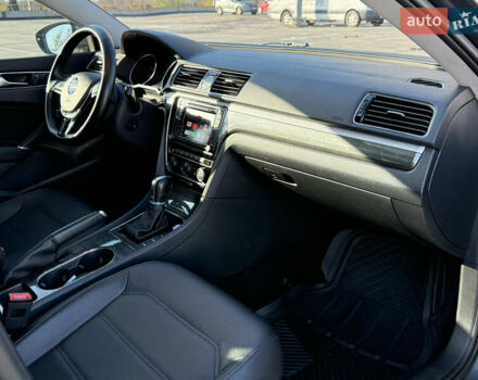 Сірий Фольксваген Пассат, об'ємом двигуна 1.8 л та пробігом 193 тис. км за 15000 $, фото 21 на Automoto.ua