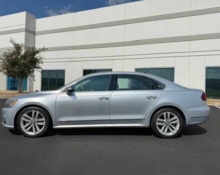 Сірий Фольксваген Пассат, об'ємом двигуна 3.6 л та пробігом 99 тис. км за 9500 $, фото 4 на Automoto.ua