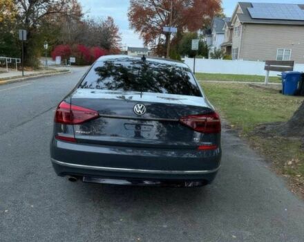 Серый Фольксваген Пассат, объемом двигателя 1.8 л и пробегом 63 тыс. км за 7800 $, фото 5 на Automoto.ua