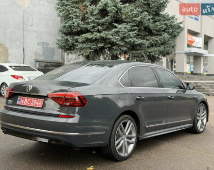 Серый Фольксваген Пассат, объемом двигателя 1.8 л и пробегом 189 тыс. км за 11800 $, фото 20 на Automoto.ua