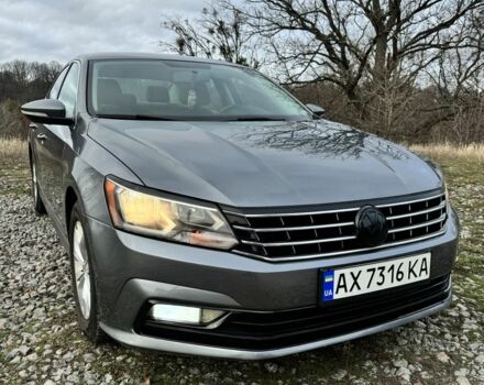 Сірий Фольксваген Пассат, об'ємом двигуна 1.8 л та пробігом 209 тис. км за 11800 $, фото 8 на Automoto.ua