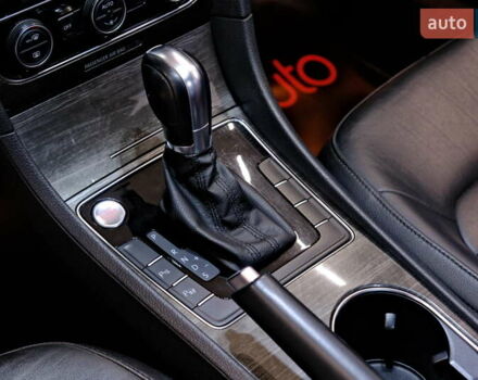 Серый Фольксваген Пассат, объемом двигателя 1.8 л и пробегом 180 тыс. км за 14800 $, фото 15 на Automoto.ua