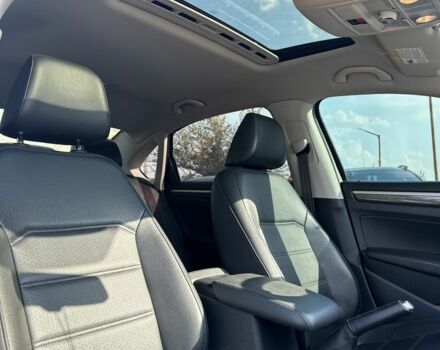 Сірий Фольксваген Пассат, об'ємом двигуна 1.8 л та пробігом 137 тис. км за 13999 $, фото 10 на Automoto.ua