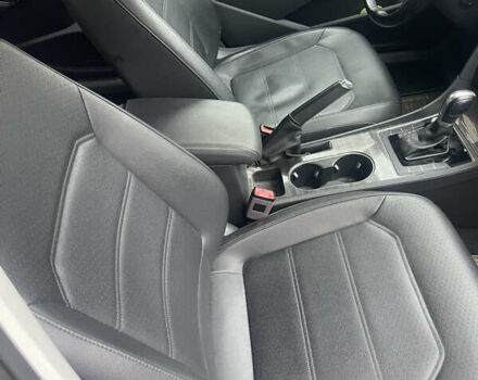 Серый Фольксваген Пассат, объемом двигателя 1.98 л и пробегом 140 тыс. км за 14800 $, фото 8 на Automoto.ua