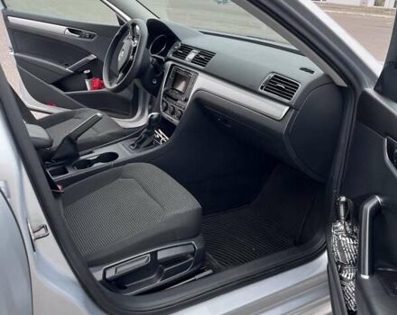 Серый Фольксваген Пассат, объемом двигателя 1.8 л и пробегом 176 тыс. км за 12800 $, фото 8 на Automoto.ua