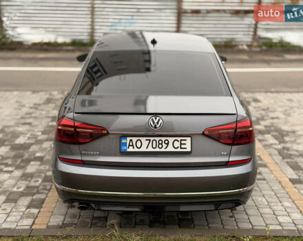 Серый Фольксваген Пассат, объемом двигателя 1.8 л и пробегом 128 тыс. км за 13800 $, фото 6 на Automoto.ua
