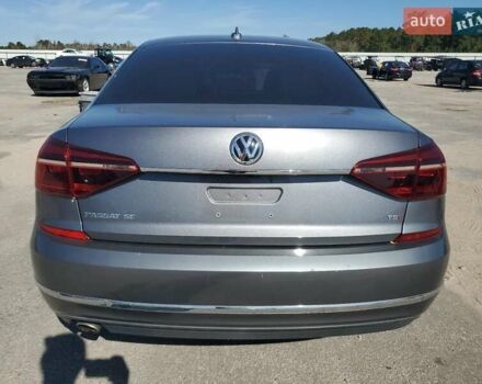 Серый Фольксваген Пассат, объемом двигателя 1.8 л и пробегом 144 тыс. км за 1600 $, фото 5 на Automoto.ua
